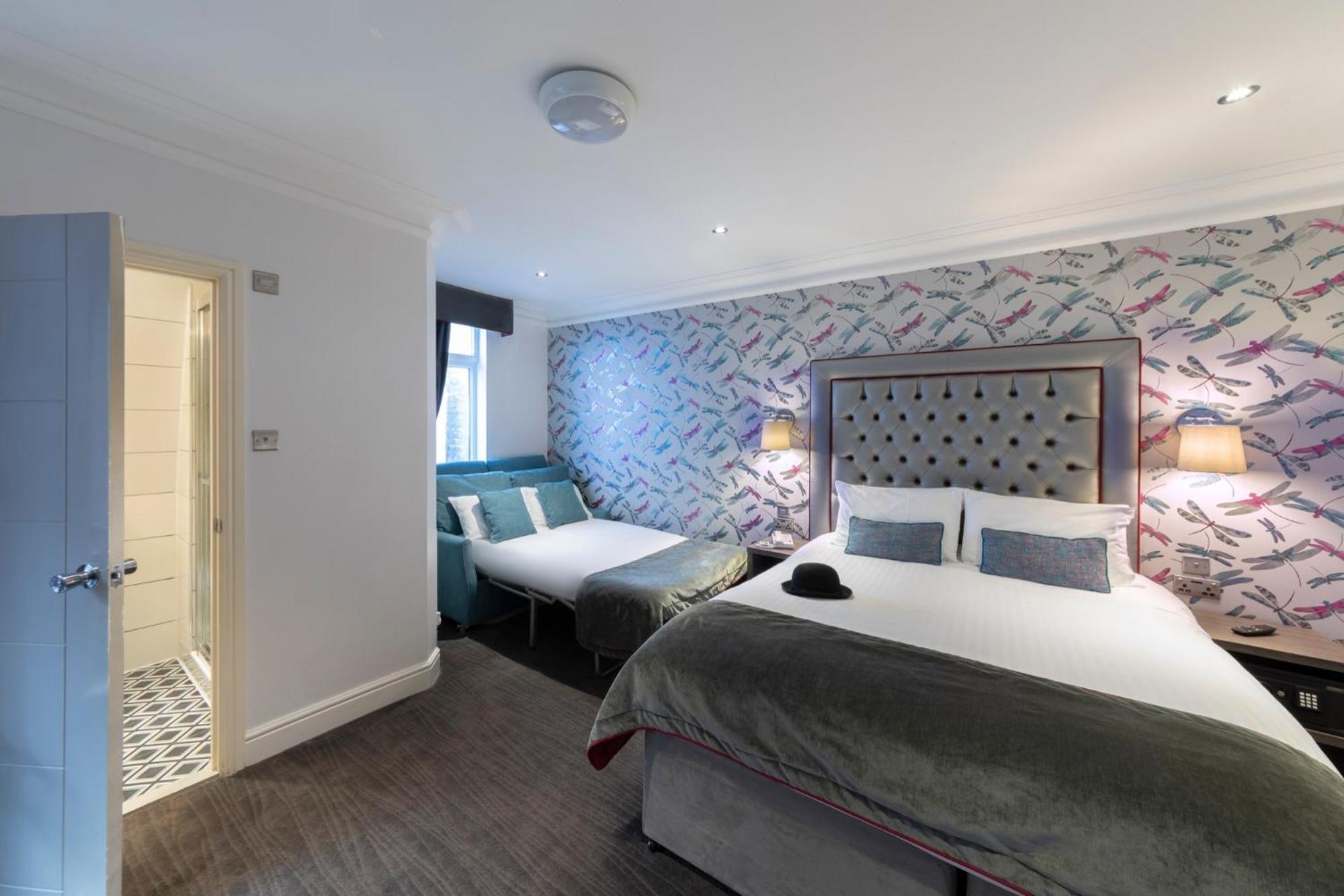 The Beverley Hotel London - Victoria Екстер'єр фото